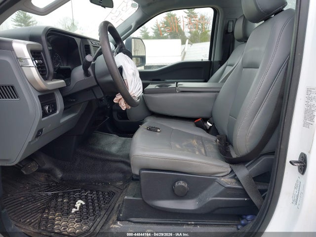 Продаж на аукціоні авто 2023 Ford F-550 Chassis Xl, vin: 1FDUF5HN2PDA02182, номер лоту: 44844164