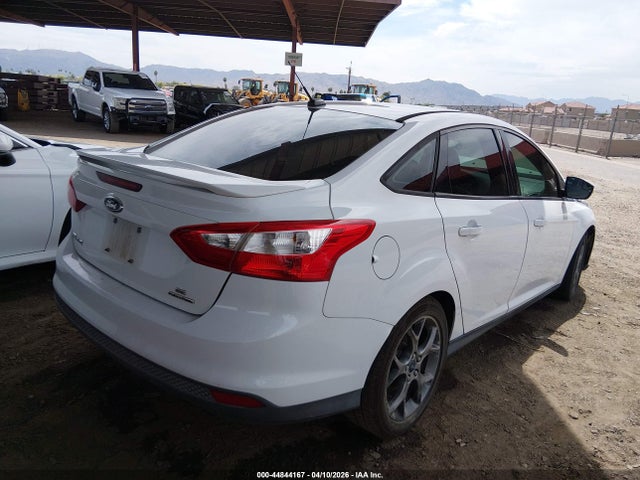 Ford FOCUS SE 2014 1FADP3F29EL145881 Image 4