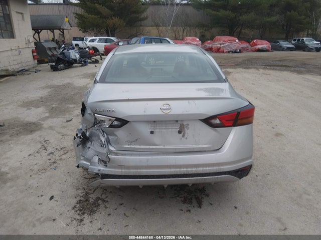 44844168 :رقم المزاد ، 1N4BL4BV0NN391862 vin ، 2022 Nissan Altima S Fwd مزاد بيع