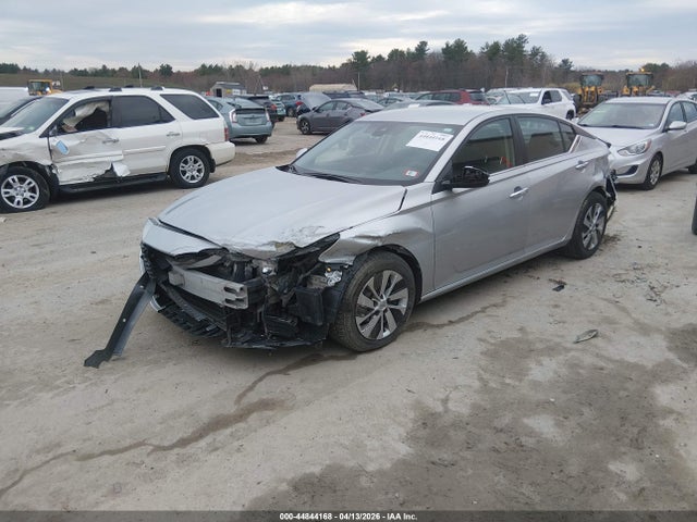44844168 :رقم المزاد ، 1N4BL4BV0NN391862 vin ، 2022 Nissan Altima S Fwd مزاد بيع