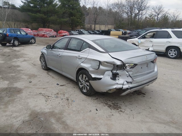 44844168 :رقم المزاد ، 1N4BL4BV0NN391862 vin ، 2022 Nissan Altima S Fwd مزاد بيع