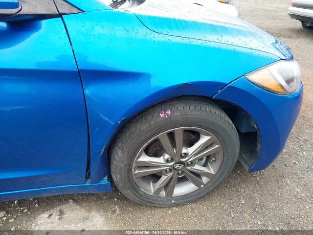 2018 Hyundai Elantra Sel მანქანა იყიდება აუქციონზე, vin: 5NPD84LFXJH358101, აუქციონის ნომერი: 44844196