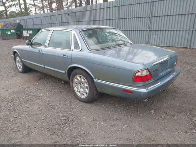 2002 JAGUAR XJ8 SAJDA14CX2LF45153 Photo 2