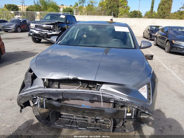 KMHD84LFXKU823883 Hyundai Elantra Value Edition