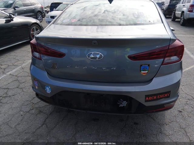 KMHD84LFXKU823883 Hyundai Elantra Value Edition