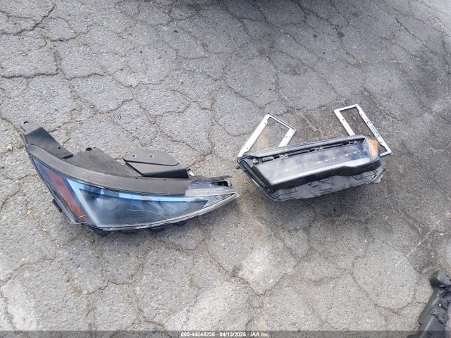 KMHD84LFXKU823883 Hyundai Elantra Value Edition