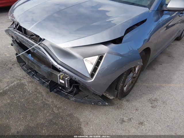 KMHD84LFXKU823883 Hyundai Elantra Value Edition