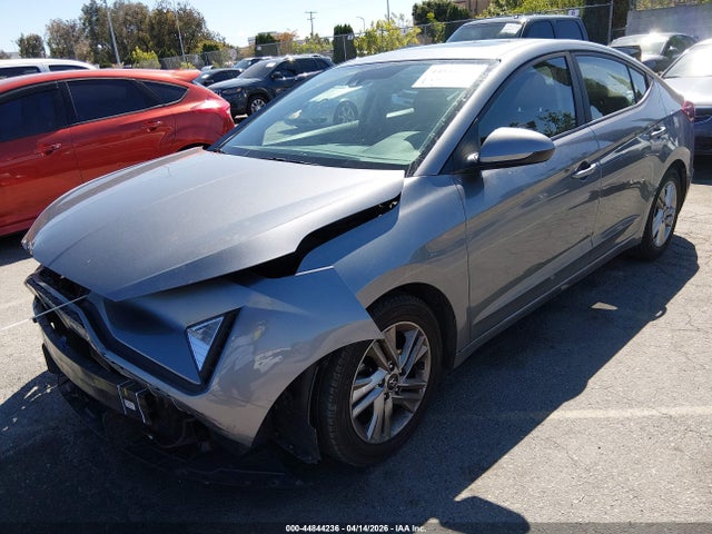 KMHD84LFXKU823883 Hyundai Elantra Value Edition