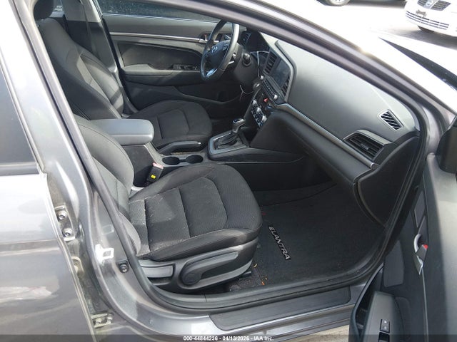 KMHD84LFXKU823883 Hyundai Elantra Value Edition