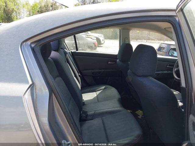 2006 Mazda Mazda3 I მანქანა იყიდება აუქციონზე, vin: JM1BK32FX61430420, აუქციონის ნომერი: 44844242