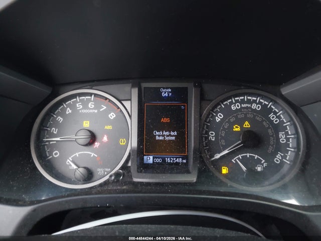 2018 Toyota Tacoma Trd Sport მანქანა იყიდება აუქციონზე, vin: 3TMDZ5BN7JM051961, აუქციონის ნომერი: 44844244