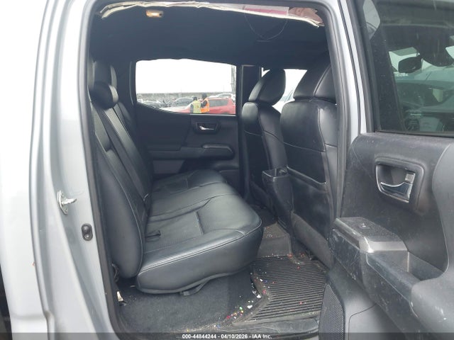 2018 Toyota Tacoma Trd Sport მანქანა იყიდება აუქციონზე, vin: 3TMDZ5BN7JM051961, აუქციონის ნომერი: 44844244