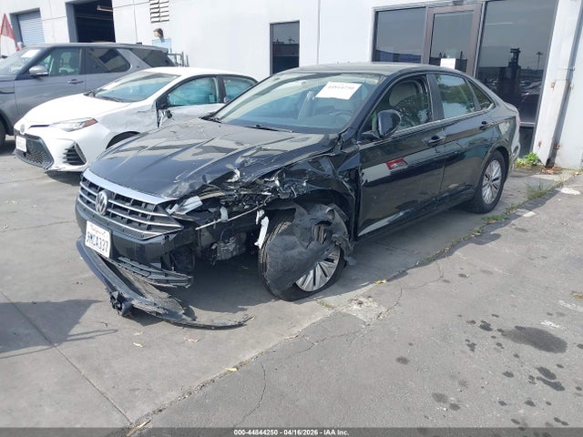 2019 Volkswagen Jetta 1.4t R-line/1.4t S/1.4t Se მანქანა იყიდება აუქციონზე, vin: 3VWCB7BU9KM192113, აუქციონის ნომერი: 44844250