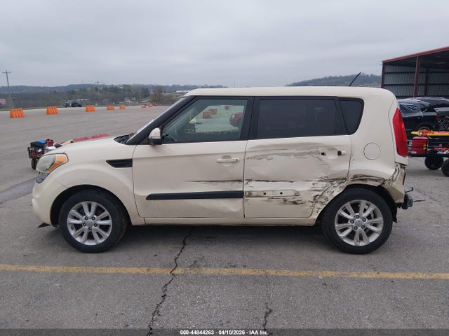 2013 Kia Soul + მანქანა იყიდება აუქციონზე, vin: KNDJT2A60D7769315, აუქციონის ნომერი: 44844263