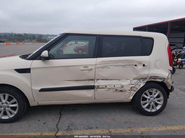 2013 Kia Soul + მანქანა იყიდება აუქციონზე, vin: KNDJT2A60D7769315, აუქციონის ნომერი: 44844263