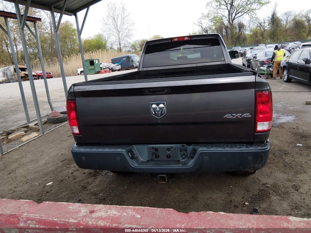 44844268 :رقم المزاد ، 3C6UR5HJ0FG613846 vin ، 2015 Ram 2500 Tradesman مزاد بيع