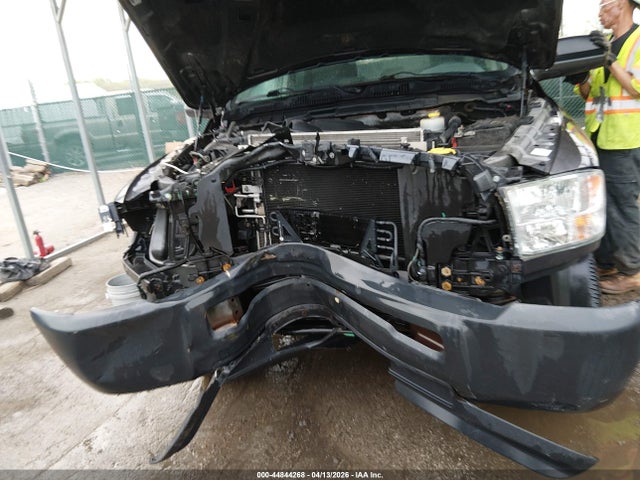 44844268 :رقم المزاد ، 3C6UR5HJ0FG613846 vin ، 2015 Ram 2500 Tradesman مزاد بيع