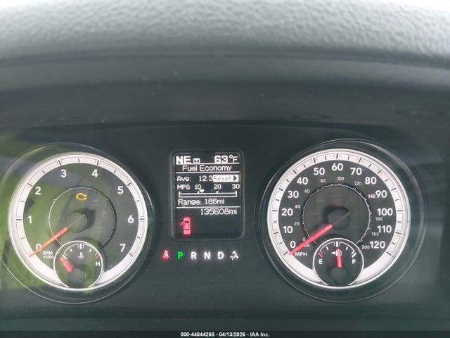 44844268 :رقم المزاد ، 3C6UR5HJ0FG613846 vin ، 2015 Ram 2500 Tradesman مزاد بيع