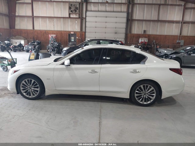 Продажа на аукционе авто 2019 Infiniti Q50 3.0t Luxe, vin: JN1EV7AR5KM551939, номер лота: 44844284