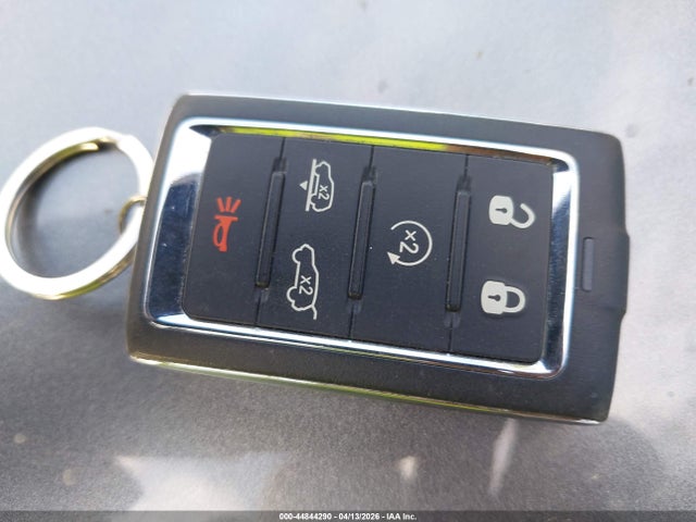 Продажа на аукционе авто 2022 Jeep Wagoneer Series Iii 4x4, vin: 1C4SJVDT4NS142578, номер лота: 44844290