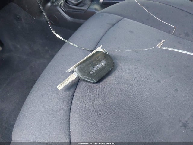 44844293 :رقم المزاد ، 1C4HJXDG9KW631748 vin ، 2019 Jeep Wrangler Unlimited Sport S 4x4 مزاد بيع