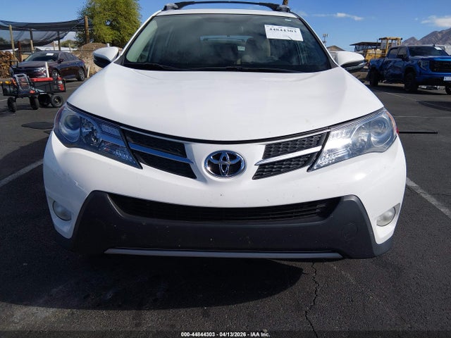 Toyota Rav4 Xle 2015 JTMWFREV2FD072627 Image 13