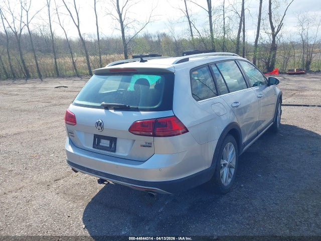 Продаж на аукціоні авто 2017 Volkswagen Golf Alltrack Tsi Se, vin: 3VWH17AU5HM507606, номер лоту: 44844314