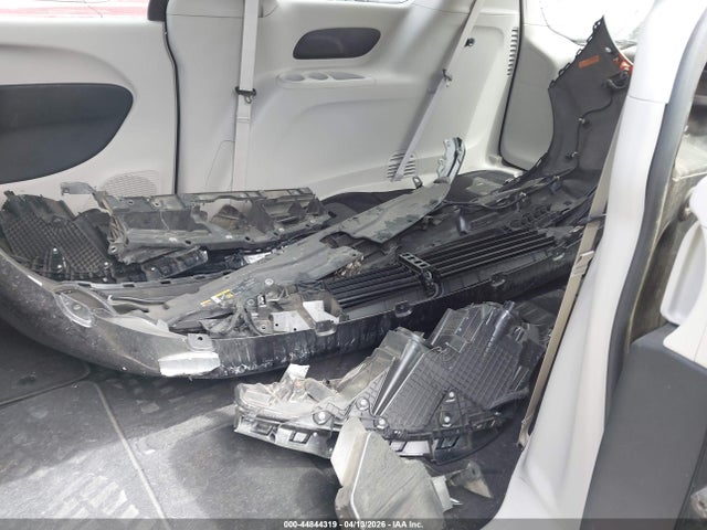 Chrysler Voyager Lx 2022 2C4RC1CG9NR158122 Image 12