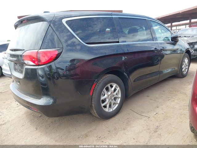 Chrysler Voyager Lx 2022 2C4RC1CG9NR158122 Image 4