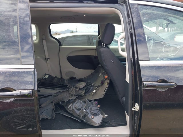Chrysler Voyager Lx 2022 2C4RC1CG9NR158122 Image 8