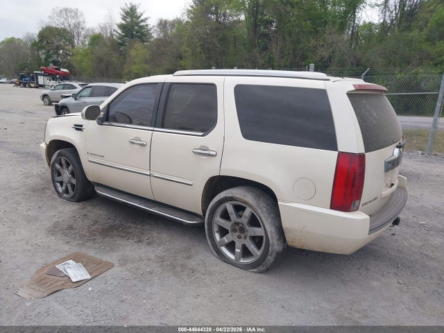 2007 Cadillac Escalade Standard მანქანა იყიდება აუქციონზე, vin: 1GYFK63887R123151, აუქციონის ნომერი: 44844328