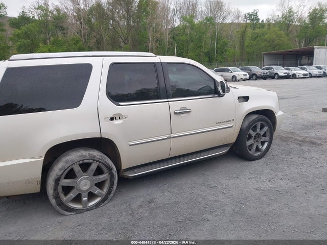 2007 Cadillac Escalade Standard მანქანა იყიდება აუქციონზე, vin: 1GYFK63887R123151, აუქციონის ნომერი: 44844328