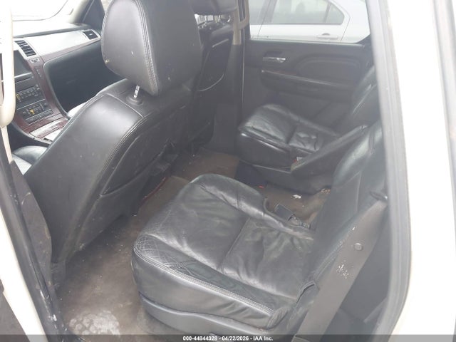 2007 Cadillac Escalade Standard მანქანა იყიდება აუქციონზე, vin: 1GYFK63887R123151, აუქციონის ნომერი: 44844328