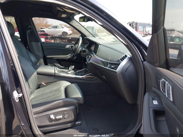 44844332 :رقم المزاد ، 5UXCW2C01M9H45488 vin ، 2021 Bmw X7 Xdrive40i مزاد بيع