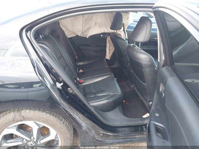 44844356 :رقم المزاد ، 1HGCR2F93GA150484 vin ، 2016 Honda Accord Ex-l مزاد بيع