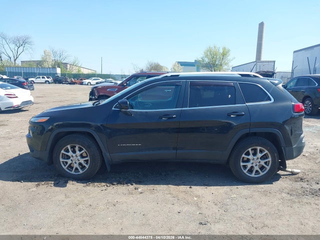 1C4PJMCB3FW787421 Jeep Cherokee Latitude