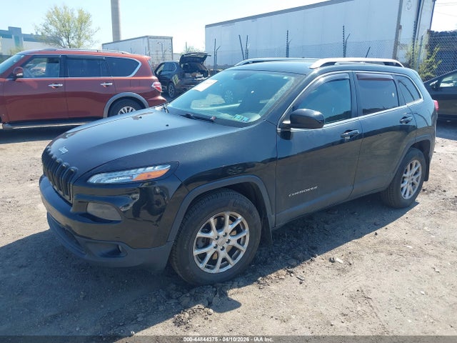 1C4PJMCB3FW787421 Jeep Cherokee Latitude