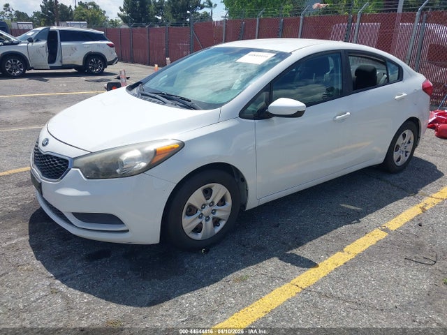 KNAFK4A68G5588190 KIA FORTE LX