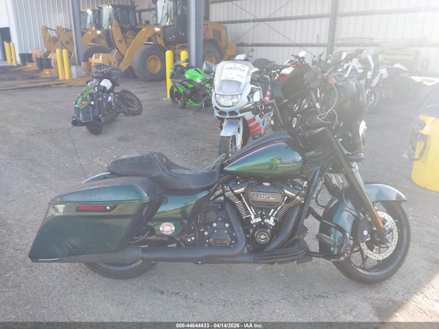 1HD1KRP15MB639386 Harley-Davidson FLHXS