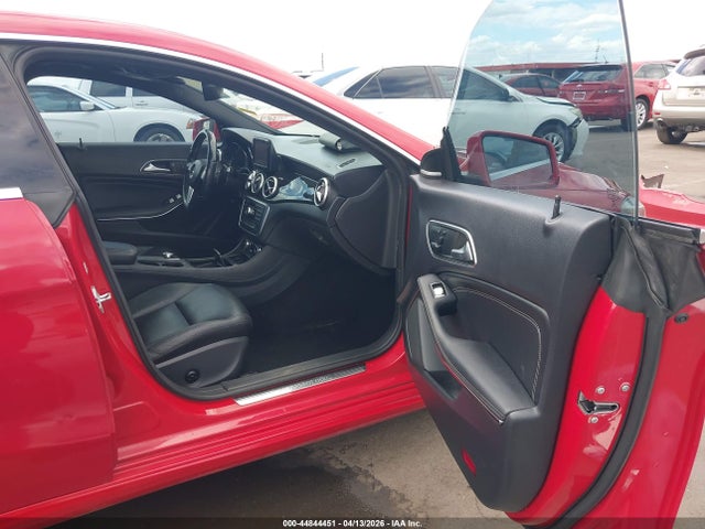 WDDSJ4EB9EN099876 Mercedes-Benz CLA 250