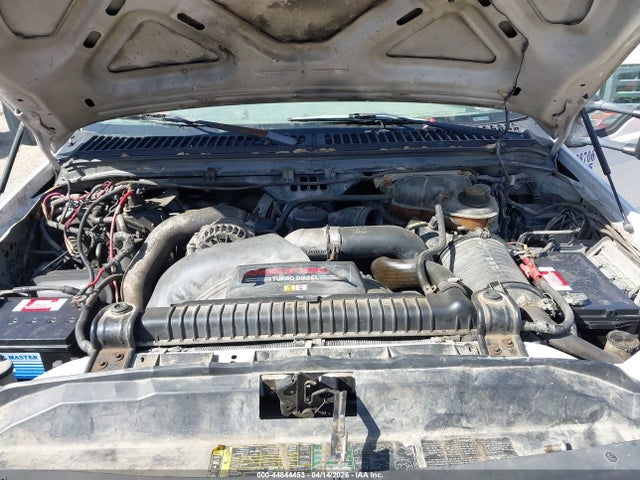 44844453 :رقم المزاد ، 1FDAW57P35EC38353 vin ، 2005 Ford F-550 Lariat/xl/xlt مزاد بيع