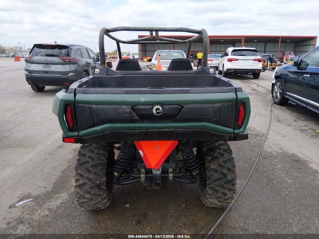 44844470 :رقم المزاد ، 3JBAGAX41PK000139 vin ، 2023 Can-am Commander Dps 1000r مزاد بيع