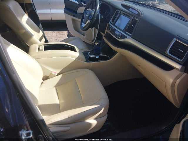 Aukcja sprzedaży 2014 Toyota Highlander Xle V6, vin: 5TDJKRFH9ES045264, numer aukcji: 44844482