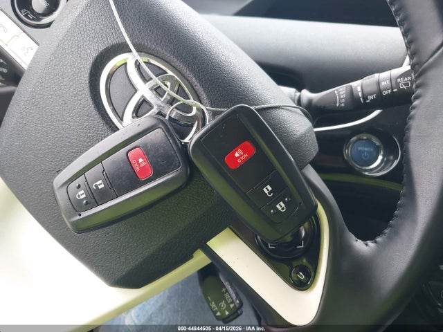 JTDKARFU1G3018830 Toyota Prius Three