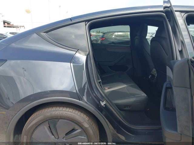2026 Tesla Model Y All-wheel Drive/long Range Launch Series/premium All-wheel Drive მანქანა იყიდება აუქციონზე, vin: 7SAYGDEE2TA666275, აუქციონის ნომერი: 44844510