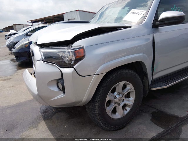 Продажа на аукционе авто 2015 Toyota 4runner Sr5, vin: JTEZU5JR3F5098969, номер лота: 44844521