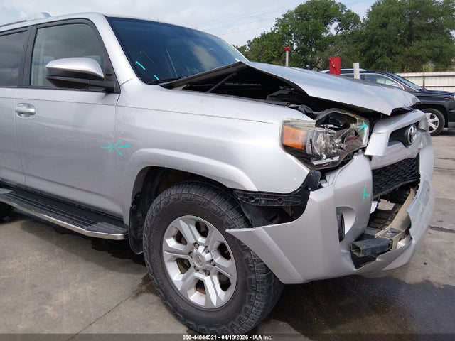 Продажа на аукционе авто 2015 Toyota 4runner Sr5, vin: JTEZU5JR3F5098969, номер лота: 44844521