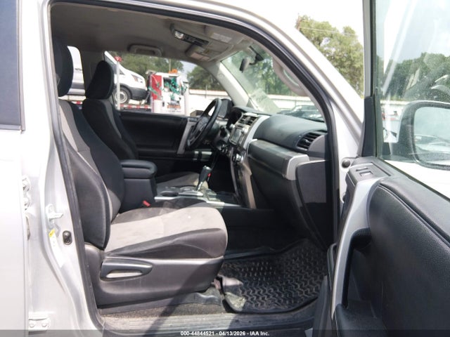 Продажа на аукционе авто 2015 Toyota 4runner Sr5, vin: JTEZU5JR3F5098969, номер лота: 44844521