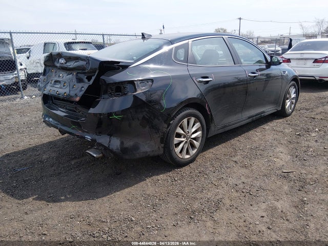 Продажа на аукционе авто 2018 Kia Optima Lx, vin: 5XXGT4L36JG272636, номер лота: 44844526