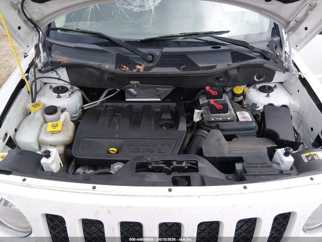 44844558 :رقم المزاد ، 1C4NJPBB5FD144266 vin ، 2015 Jeep Patriot Sport مزاد بيع